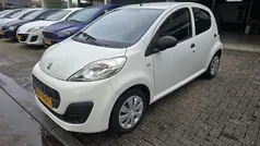 Wit Gebruikt 2012 Peugeot 107 Access Hatchback | € 4.999 (Eerlijke prijs)