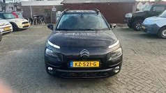 Zwart Occasion 2016 Citroën C4 PureTech SUV | € 7.950 (Goede deal)
