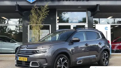 Grijs Gebruikt 2022 Citroën C5 Aircross Shine SUV | € 23.595 (Eerlijke prijs)