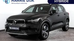 Zwart Gebruikt 2022 Volvo XC40 Inscription SUV | € 33.795 (Goede deal)