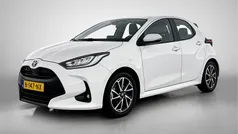 Wit Gebruikt 2021 Toyota Yaris Hybrid Hatchback | € 19.950 (Eerlijke prijs)
