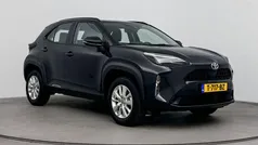 Zwart Gebruikt 2023 Toyota Yaris Cross Active SUV | € 27.499 (Eerlijke prijs)