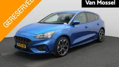 Blauw Gebruikt 2022 Ford Focus Business Edition Hatchback | € 22.845 (Eerlijke prijs)