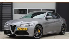 Grijs Gebruikt 2017 Alfa Romeo Giulia Veloce Sedan | € 28.295 (Eerlijke prijs)