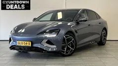 Grijs, metallic lak Gebruikt 2024 BYD Seal Sedan | € 39.900 (Eerlijke prijs)