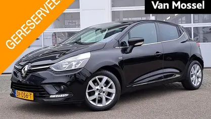 Hatchback Occasion 2019 Renault Clio IV LIMITED Hatchback | € 10.945 (Eerlijke prijs)