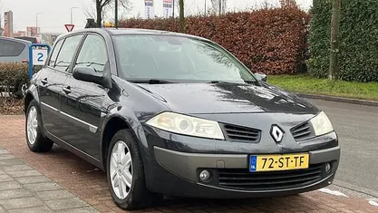 Occasion Renault Mégane II Expression 112 PK (82 kW) 2006 Hatchback