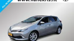 Gebruikt 2016 Toyota Auris Hybrid Executive Hatchback | € 15.499 (Eerlijke prijs)