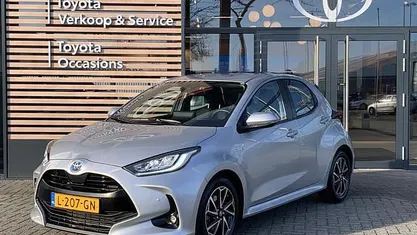 Gebruikt 2021 Toyota Yaris Hatchback | € 20.450 (Eerlijke prijs)