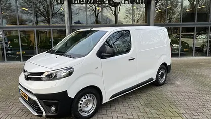 Occasion 2019 Toyota Proace Comfort MPV | € 12.475 (Super prijs)