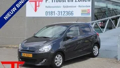 Grijs, metallic lak Gebruikt 2015 Mitsubishi Space Star Intense Hatchback | € 5.950 (Eerlijke prijs)