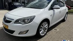 Wit Gebruikt 2010 Opel Astra Sport Hatchback | € 5.450 (Eerlijke prijs)