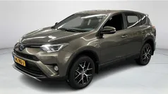 Gebruikt 2017 Toyota RAV4 Hybrid Sport SUV | € 22.900 (Eerlijke prijs)