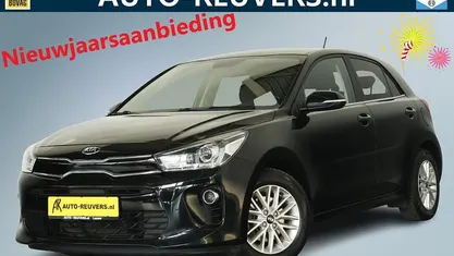 Zwart Gebruikt 2017 Kia Rio Hatchback | € 9.900 (Eerlijke prijs)