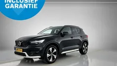 Zwart Gebruikt 2022 Volvo XC40 R-Design SUV | € 38.950 (Eerlijke prijs)