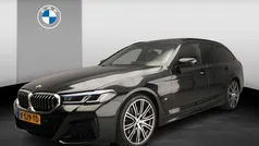 Zwart Occasion 2021 BMW 530 M Sport Stationwagen | € 39.900 (Eerlijke prijs)