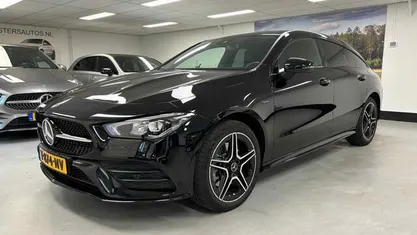 Zwart Gebruikt 2021 Mercedes CLA250 Shooting Brake Business Stationwagen | € 29.950 (Eerlijke prijs)