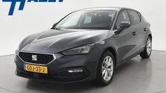 Grijs Gebruikt 2024 Seat Leon Style Hatchback | € 24.900 (Eerlijke prijs)