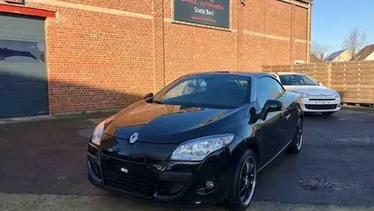Zwart Gebruikt 2012 Renault Mégane Cabriolet Cabriolet | € 9.500 (Eerlijke prijs)