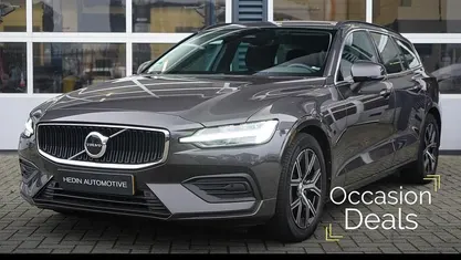 Grijs Gebruikt 2022 Volvo V60 Core Stationwagen | € 32.995 (Eerlijke prijs)