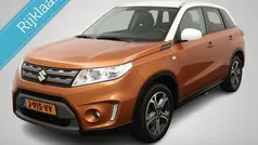 Oranje Gebruikt 2016 Suzuki Vitara Exclusive SUV | € 11.950 (Eerlijke prijs)