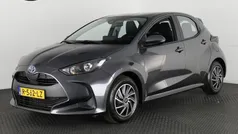 Grijs Gebruikt 2022 Toyota Yaris Hatchback | € 22.400 (Eerlijke prijs)