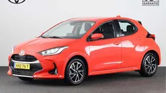 Rood Gebruikt 2021 Toyota Yaris Hybrid Executive Hatchback | € 22.445 (Goede deal)