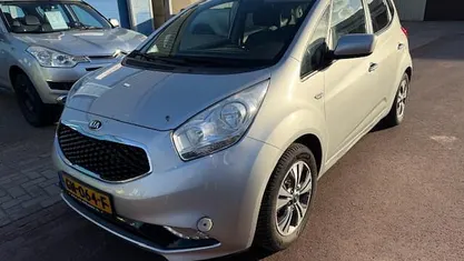Gebruikt 2015 Kia Venga First Edition Hatchback | € 7.450 (Goede deal)