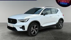 Wit Gebruikt 2025 Volvo XC40 Plus SUV | € 45.950 (Eerlijke prijs)