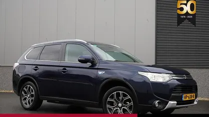 Occasion Mitsubishi Outlander P-HEV Instyle 2015 Blauw (metallic) SUV