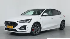 Gebruikt 2024 Ford Focus ST-Line X Hatchback | € 27.895 (Eerlijke prijs)