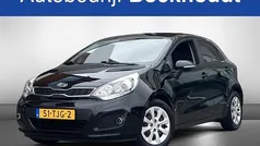 Zwart Gebruikt 2012 Kia Rio Plus Hatchback | € 6.750 (Eerlijke prijs)