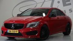 Rood Gebruikt 2015 Mercedes CLA180 Prestige Sedan | € 13.950 (Eerlijke prijs)