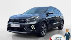 Grijs Gebruikt 2021 Kia Niro SUV | € 18.920 (Goede deal)