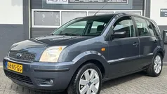 Grijs Gebruikt 2004 Ford Fusion MPV | € 1.985 (Eerlijke prijs)