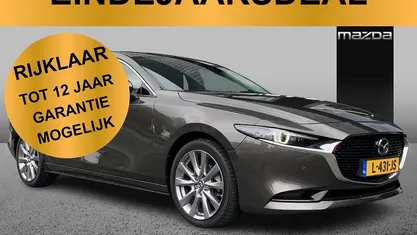 Titanium flash Gebruikt 2021 Mazda 3 Sportive Sedan | € 19.895 (Goede deal)