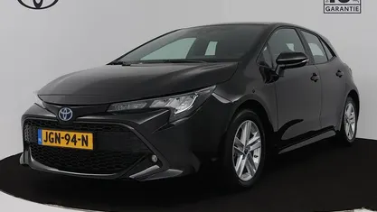 Gebruikt 2023 Toyota Corolla Hybrid Active Hatchback | € 25.745 (Eerlijke prijs)