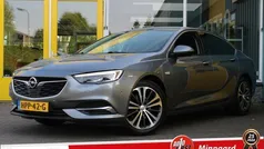 Grijs Gebruikt 2017 Opel Insignia Sport Hatchback | € 17.500 (Eerlijke prijs)