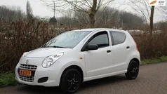 Wit, metallic lak Gebruikt 2014 Suzuki Alto Comfort Hatchback | € 7.450 (Eerlijke prijs)