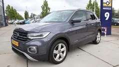 Grijs, metallic lak Gebruikt 2022 VW T-Cross Style SUV | € 24.949 (Goede deal)