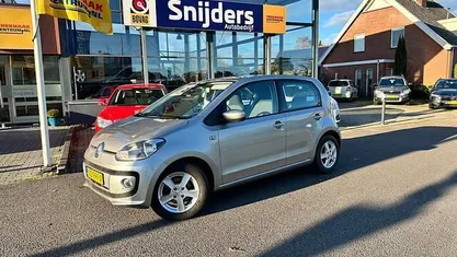 Gebruikt 2013 VW up! Hatchback | € 6.150 (Eerlijke prijs)