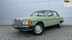 Gebruikt 1977 Mercedes E200 Sedan | € 16.900