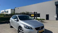 Gebruikt 2014 Volvo V40 Kinetic Stationwagen | € 4.299 (Eerlijke prijs)