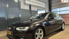 Grijs, metallic lak Gebruikt 2015 Audi A4 Sedan | € 11.649 (Super prijs)