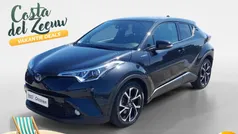Zwart Gebruikt 2019 Toyota C-HR Style SUV | € 20.695 (Eerlijke prijs)