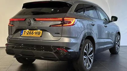Gebruikt 2023 Renault Austral Iconic SUV | € 31.745 (Eerlijke prijs)