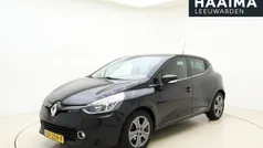Zwart Gebruikt 2015 Renault Clio IV Night&Day Hatchback | € 9.945 (Eerlijke prijs)