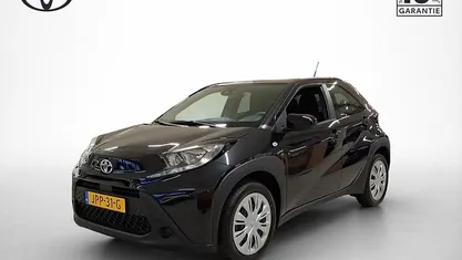 Occasion 2025 Toyota Aygo X Play SUV | € 20.395 (Eerlijke prijs)