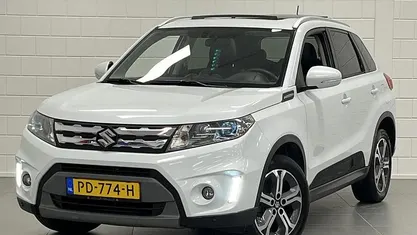 Wit Gebruikt 2017 Suzuki Vitara SUV | € 16.725 (Eerlijke prijs)