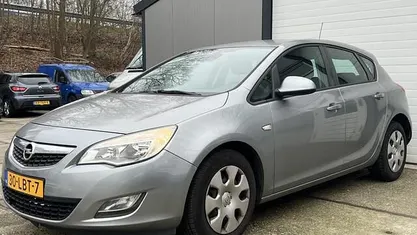 Occasion 2010 Opel Astra Edition Hatchback | € 2.250 (Eerlijke prijs)